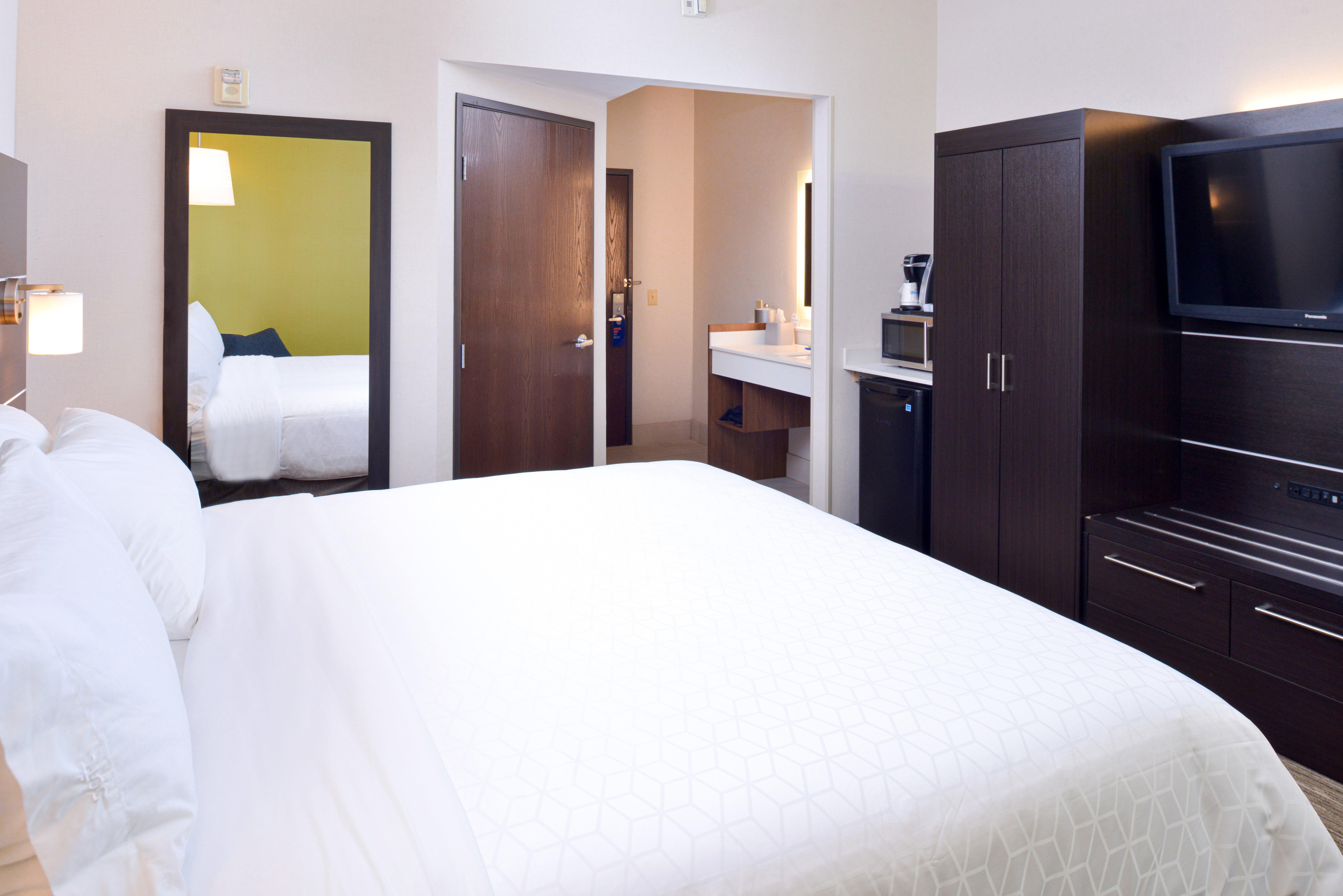 Holiday Inn Express Wixom By Ihg Extérieur photo