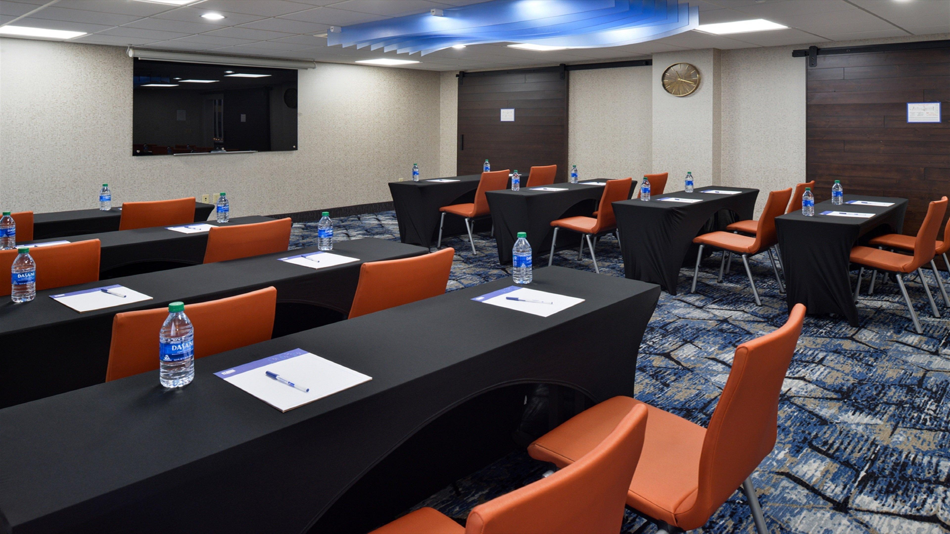 Holiday Inn Express Wixom By Ihg Extérieur photo